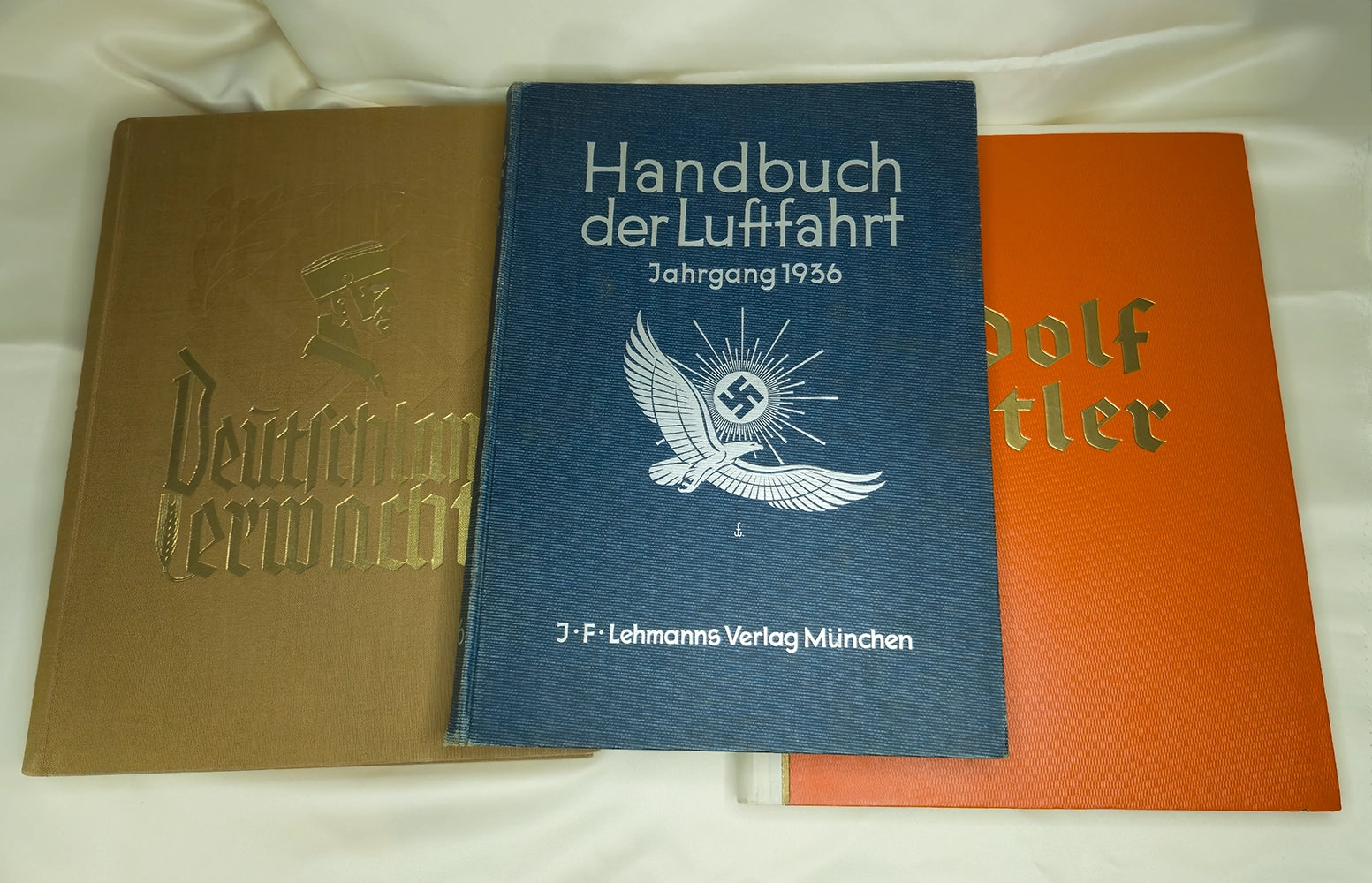 Редкий лот из частной коллекции: 3 книги нацистской Германии