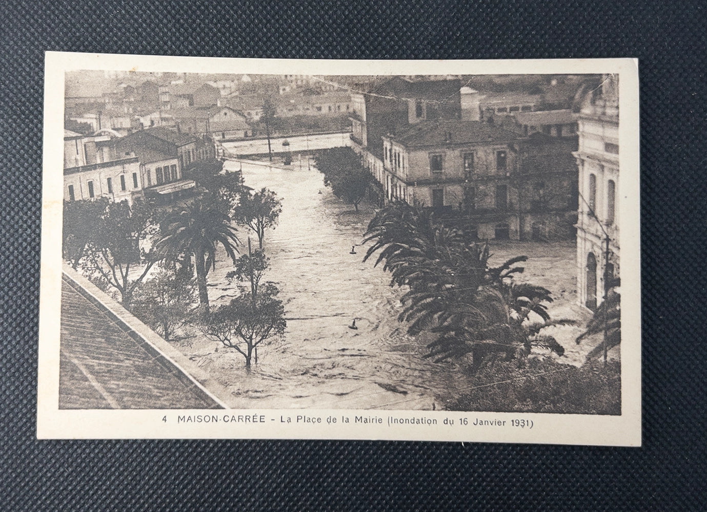 Лот старинных почтовых открыток Maison-Carrée, Франция (наводнение 1931 г.)
